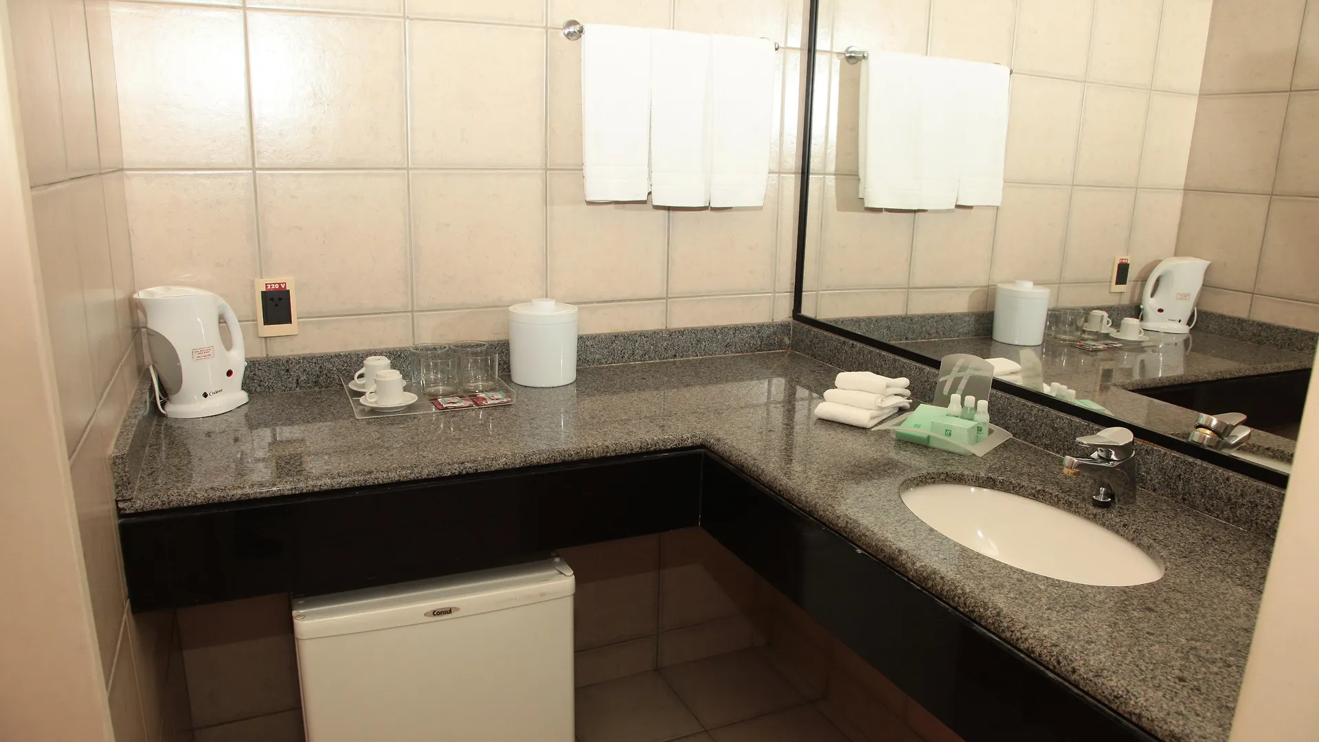 Holiday Inn Fortaleza By Ihg Hotel